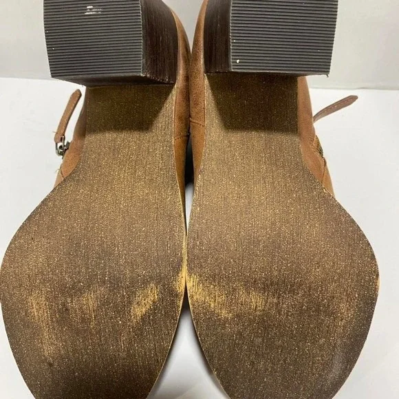 BP. brown leather ankle boots with side zipper women Size US 9.5. SKU690 - Picture 7 of 8